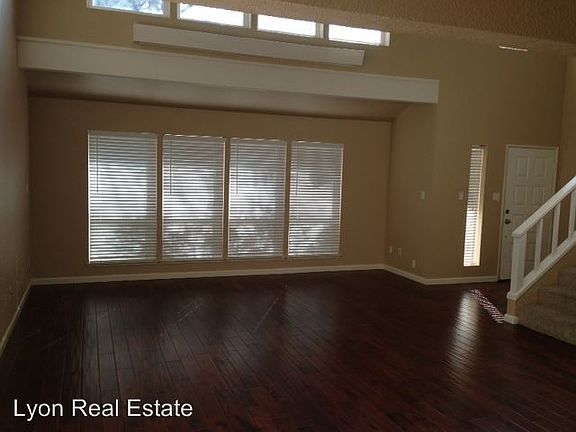 3rd image of 404 Crow Canyon Dr