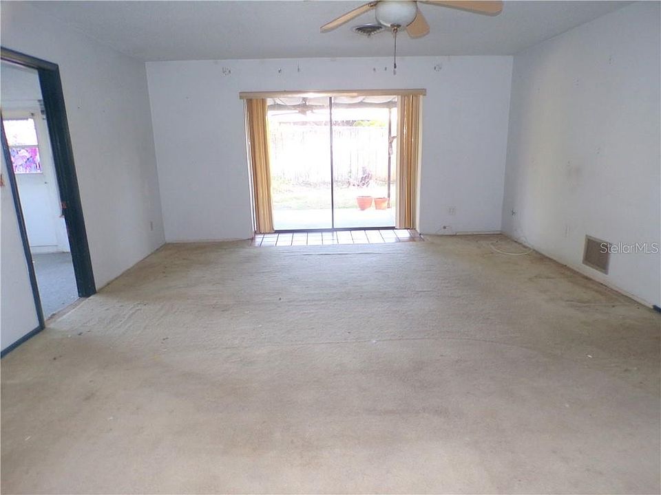 2nd image of 1239 Leeward Rd