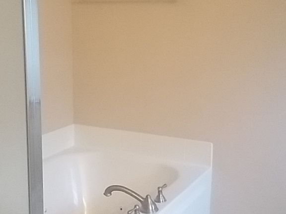 Master Bath jet tub