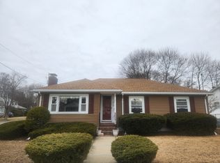 15 York Ter, Lynn, MA 01904