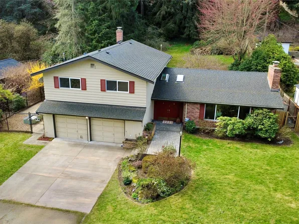 1705 NE 130th Place, Seattle, WA 98125