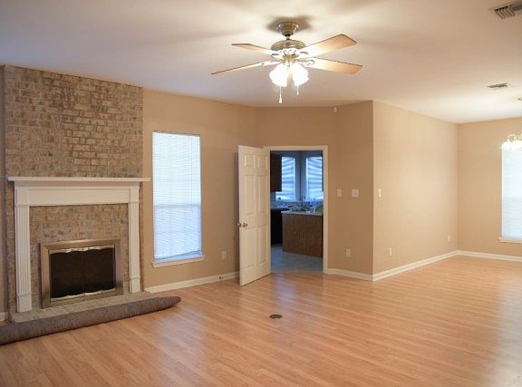 5th image of 1502 S Patout St