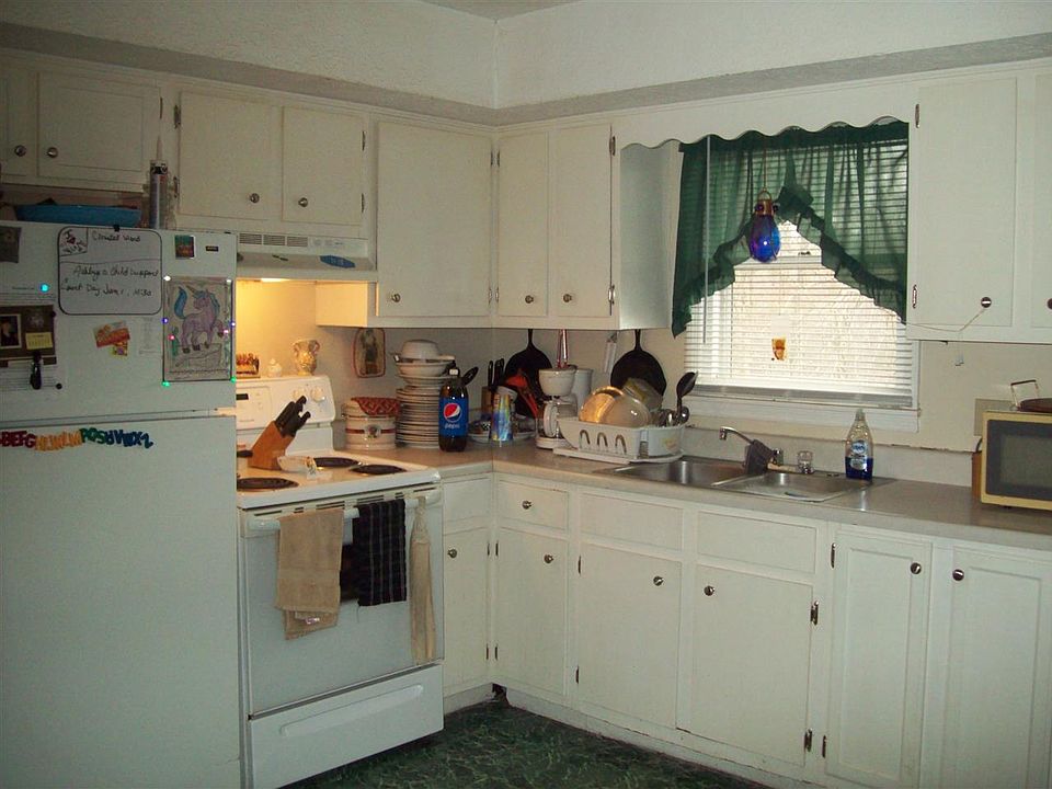 2nd image of 649 Joyce Ave