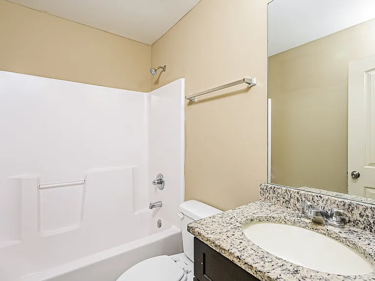 124 Hillcrest Cir — Photo 15