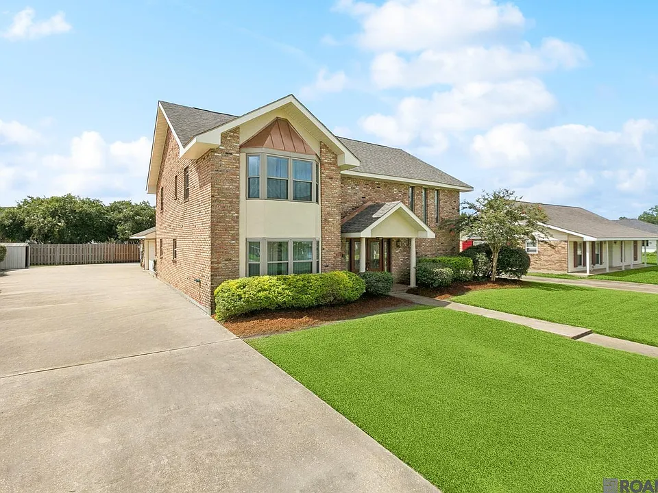 1893 Lagan Ct