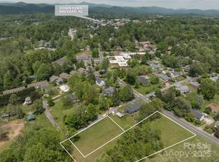 99999 Goodwin Ln, Brevard, NC 28712