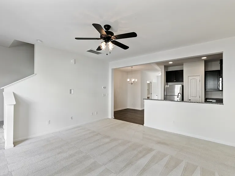 436 Carthage Ct — Photo 3