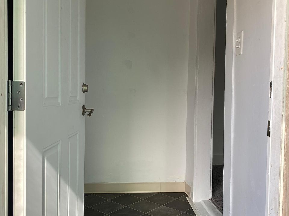 Entry way