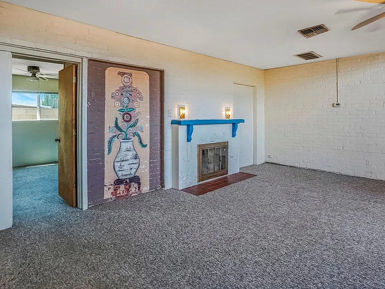 2920 E Mabel St #2 — Photo 4