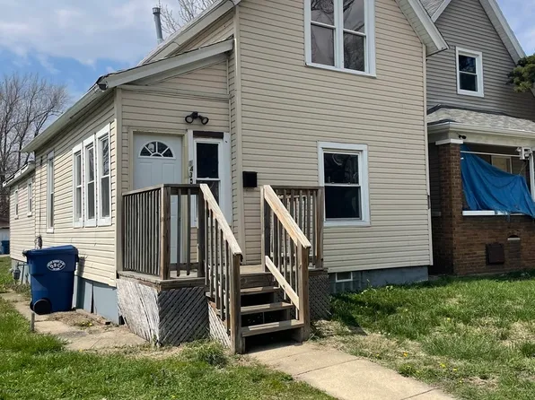 143 N Entrance Ave, Kankakee, IL 60901