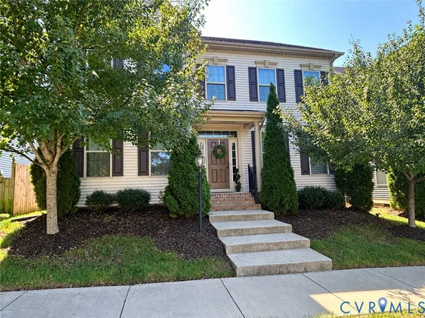 5948 Swift Fox Dr, Moseley, VA 23120