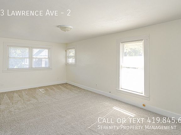 3rd image of 2463 Lawrence Ave #2