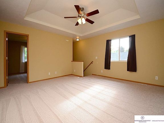 5th image of 3025 10th Ave