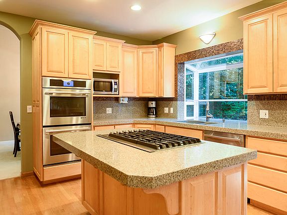 5th image of 26611 SE 152nd St