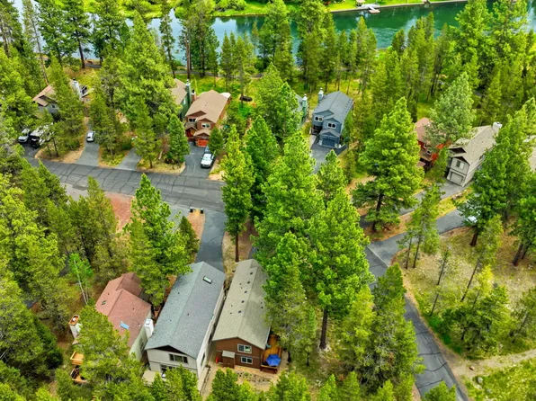 55626 Wagon Master Way, Bend, OR 97707