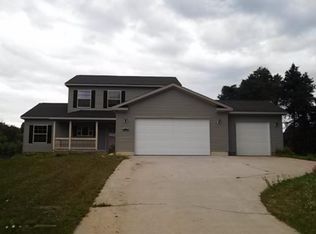 4299 W Trailside Woods Ct NE, Rockford, MI 49341