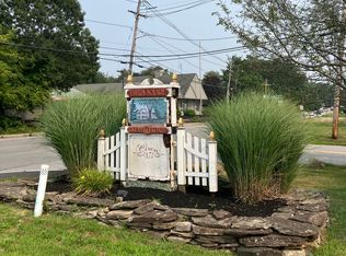 60 Great Rd #1, Acton, MA 01720