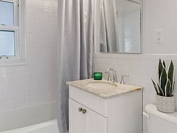 5th image of 175 W 13th St APT 16