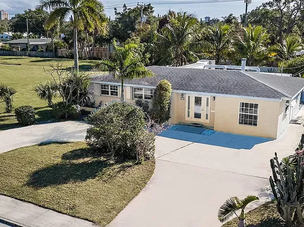 632 Park Avenue, Lake Park, FL 33403