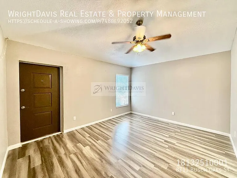 8711 Busch Oaks St — Photo 17