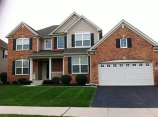 2021 Edgartown Ln, Hoffman Estates, IL 60192