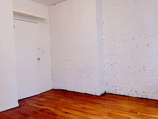 Rented by Citi Habitats | media 25