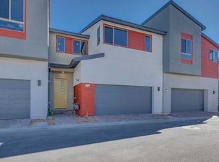 9772 Rock Cliff St, Las Vegas, NV 89141