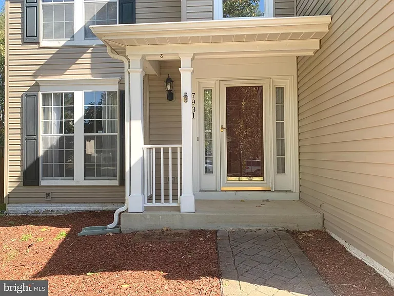 7931 Carriage Dr — Photo 2