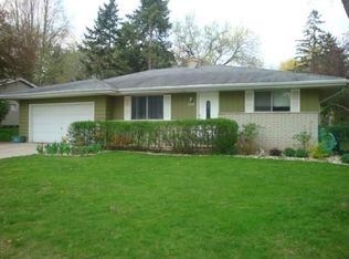 2214 Highland Ave, Janesville, WI 53548