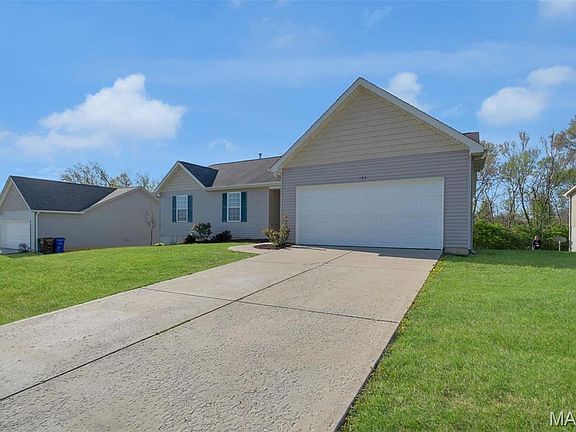 3rd image of 120 Sweetgum Dr