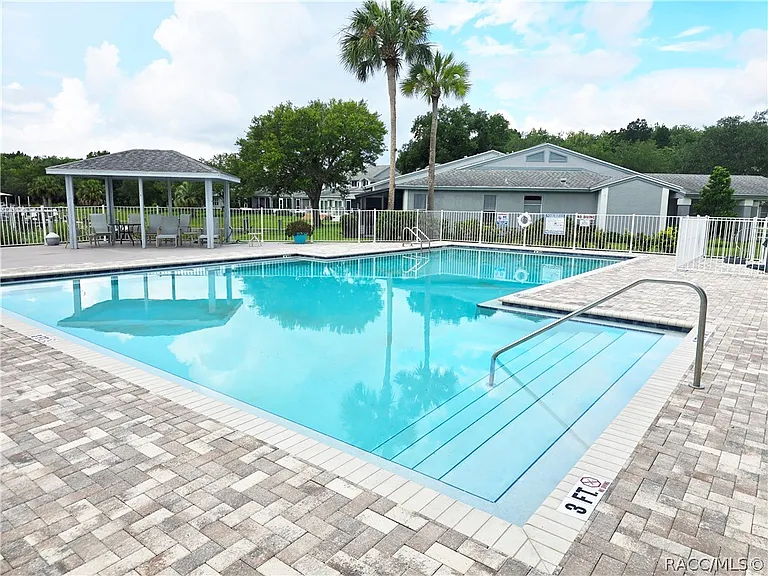 10906 W Cove Harbor Dr — Photo 3