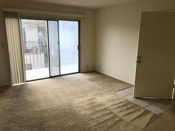 5th image of 759 Calla Dr #2