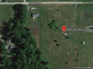 8085 E New Cut Rd, Scottsburg, IN 47170
