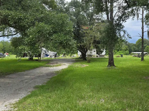 18624 Broussard Rd, Prairieville, LA 70769