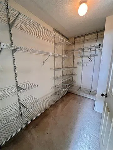 2153 Sutherland Pl — Photo 25