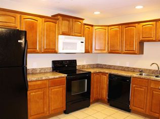 215 W Vine St, Tolono, IL