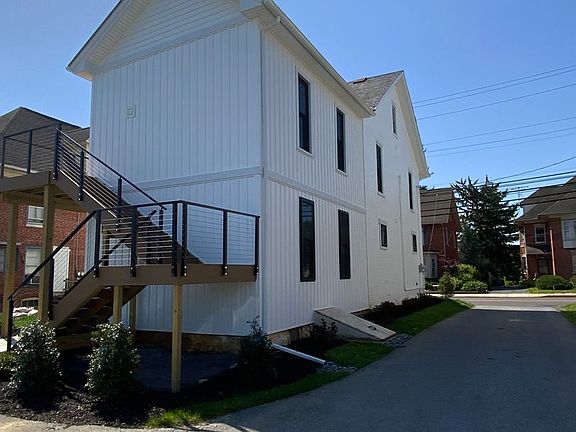3rd image of 221 W Main St Unit 2