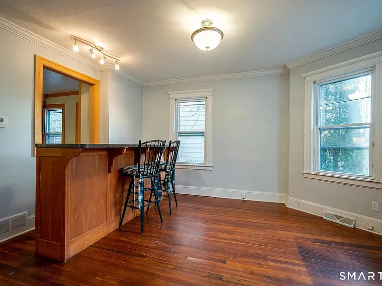 166 Beaver St #1 — Photo 2