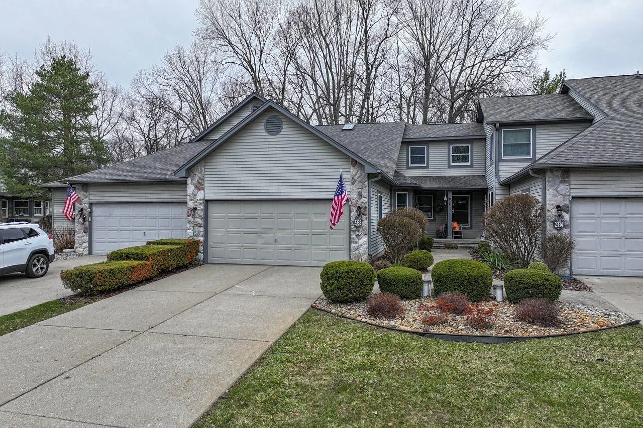 2338 Golden Pond photo 1