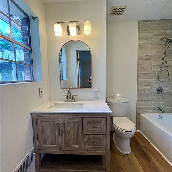 6695 Courtney Dr — Photo 13