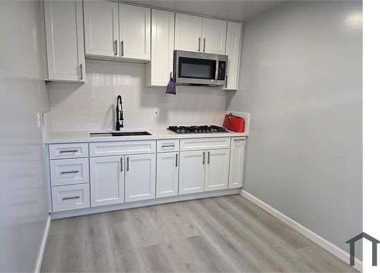 1st image of 1936 22nd St #3