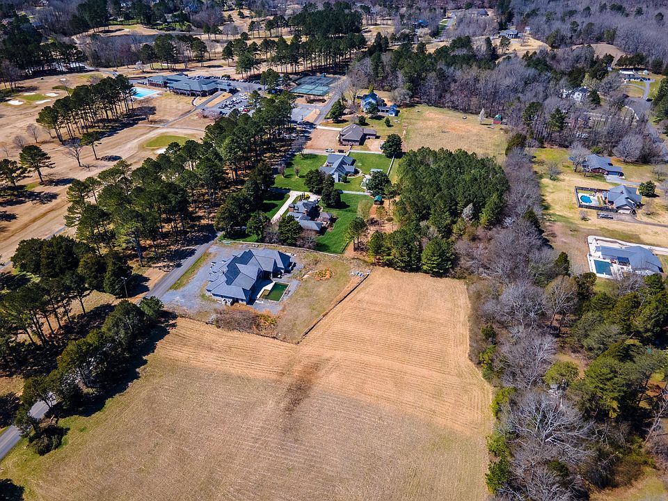 1st image of 23 Kyle Ln NW