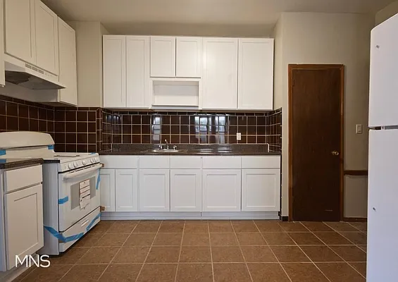 Rented by MNS | media 11