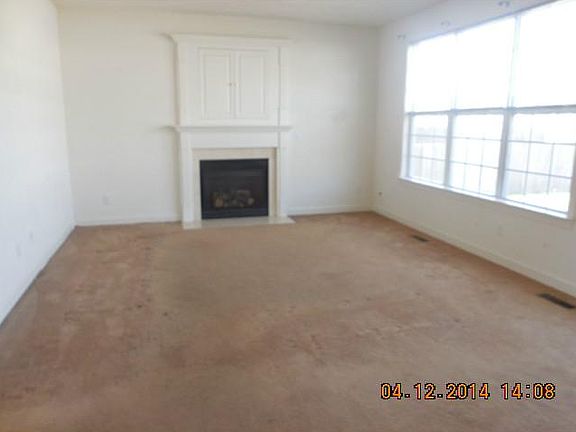 3rd image of 205 Woodhaven Dr
