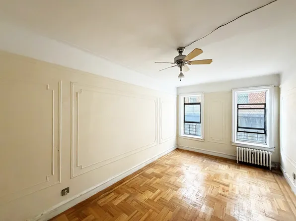 2940 Ocean Avenue image 1 of 7