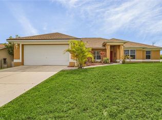 1035 NE 13th Ave, Cape Coral, FL 33909