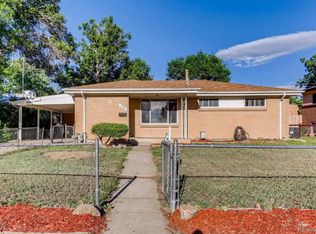 2696 Worchester St, Aurora, CO 80011