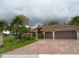 6672 NW 98th Dr, Parkland, FL 33076