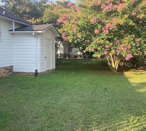 4th image of 698 Florida Dr