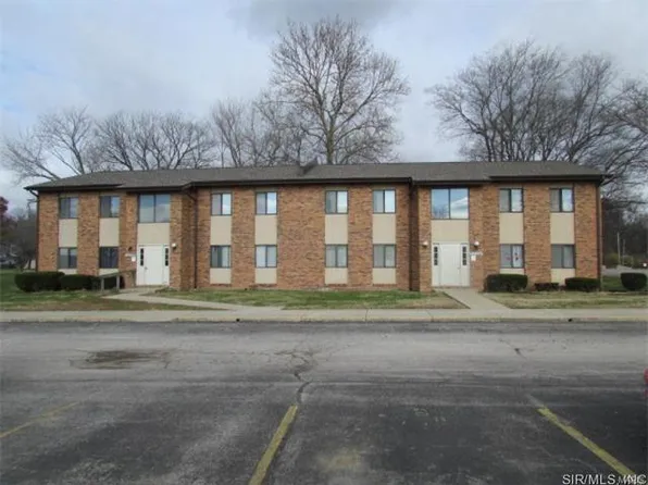 31 S County Rd, Mascoutah, IL 62258